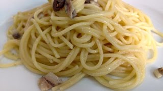 Spaghetti aglio olio e peperoncino ricetta personalizzata [upl. by Adnov]