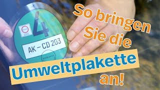 Umweltplakette anbringen so gehts I Kennzeichenboxde [upl. by Etnahs]