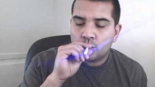 cigarros electronicos Blue cigs  en espanol [upl. by Carpio977]