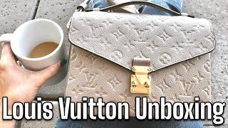 Louis Vuitton unboxing  Pochette Métis [upl. by Wanyen]